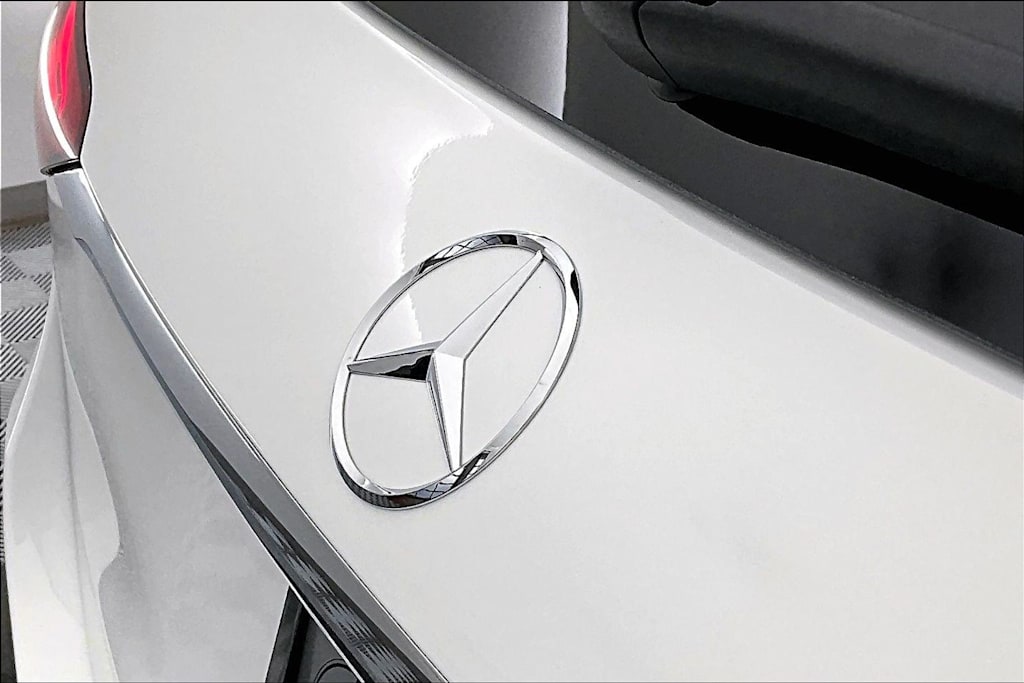 Thumbnail: 2026 Mercedes-Benz GLE - 24