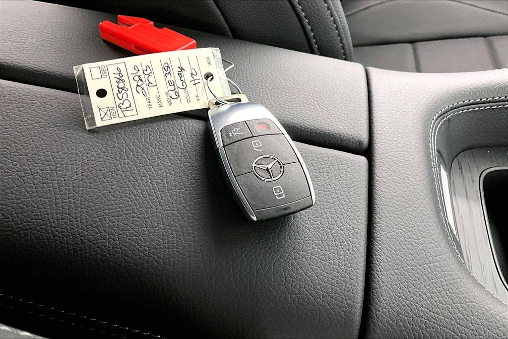 Thumbnail: 2026 Mercedes-Benz GLE - 19