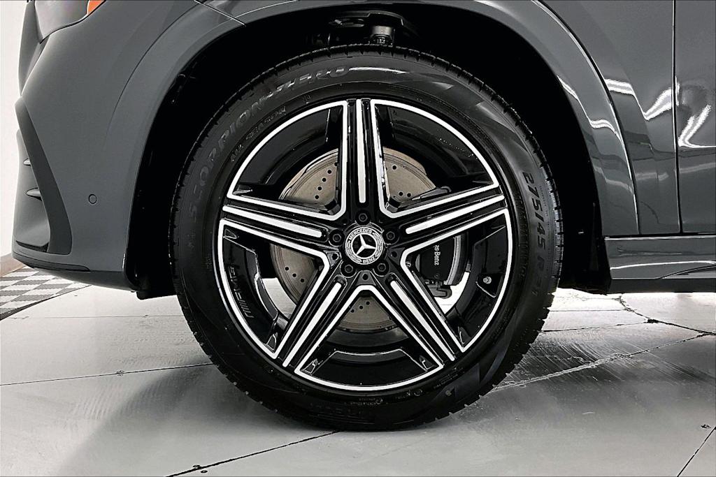 Thumbnail: 2026 Mercedes-Benz GLE - 8