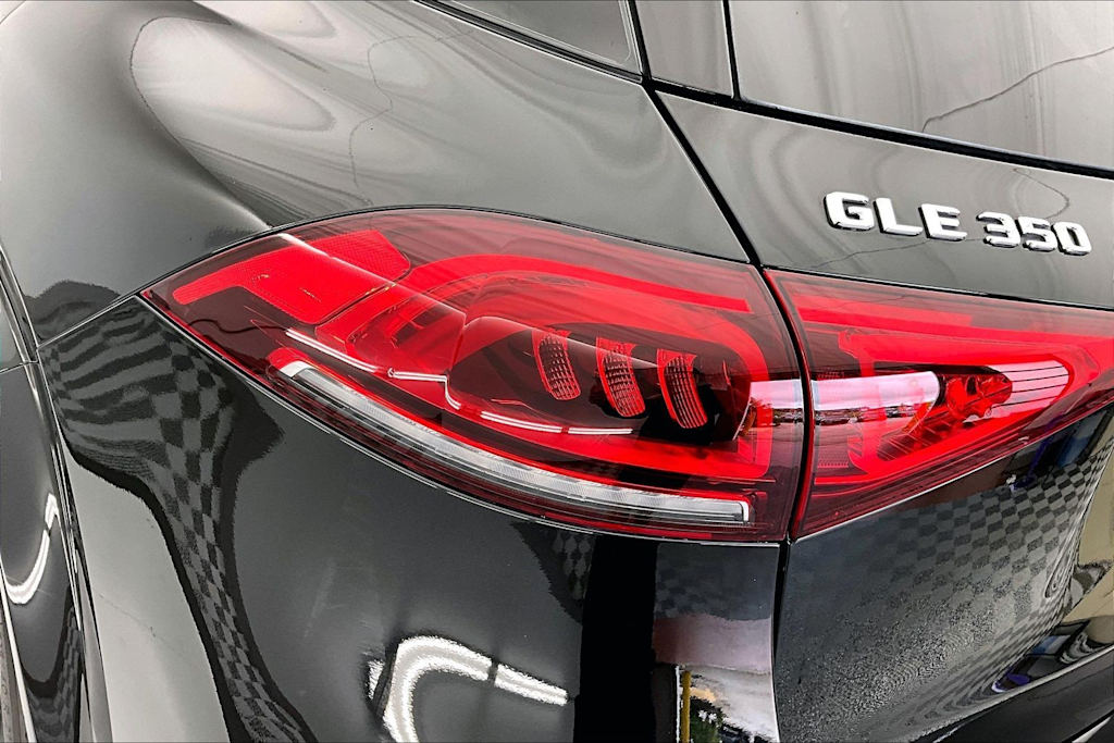 Thumbnail: 2020 Mercedes-Benz GLE - 26