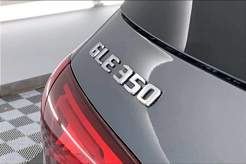 Thumbnail: 2022 Mercedes-Benz GLE - 19