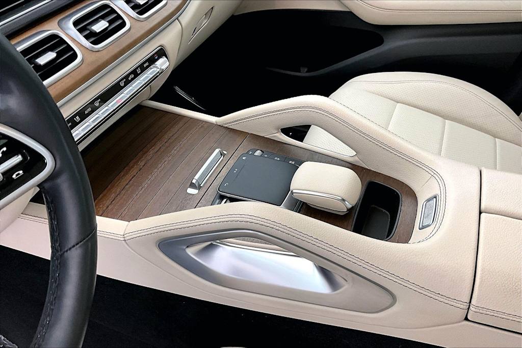 Thumbnail: 2021 Mercedes-Benz GLE - 16