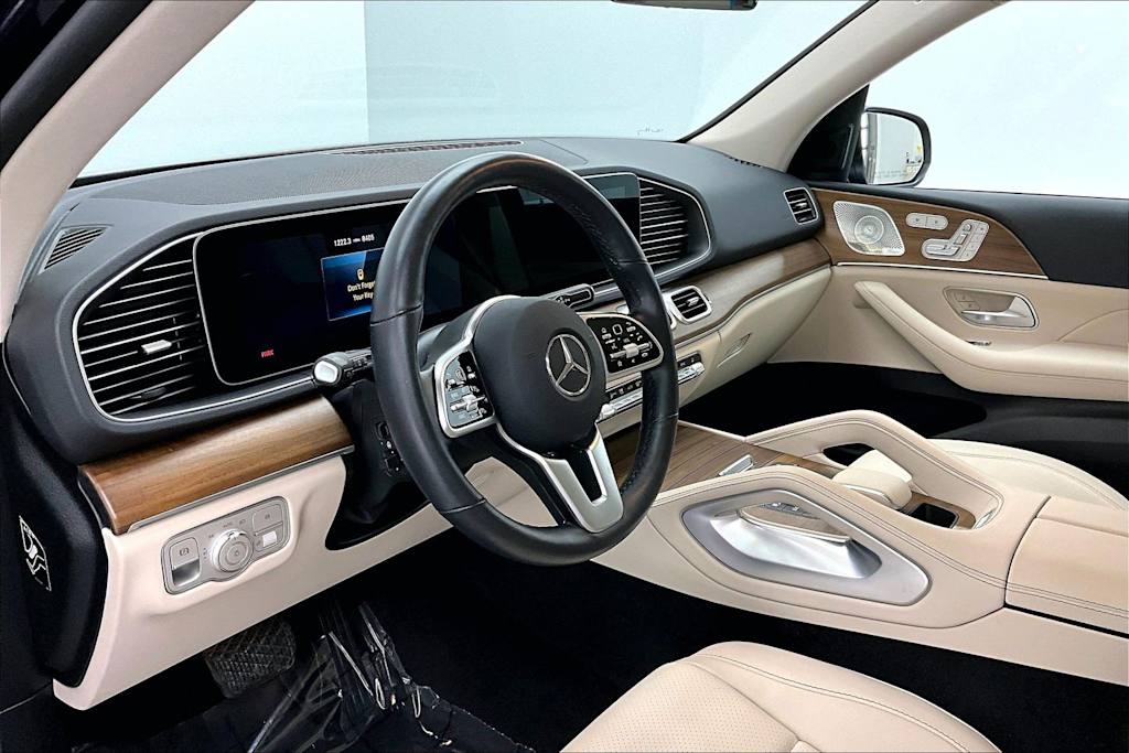 Thumbnail: 2022 Mercedes-Benz GLE - 2