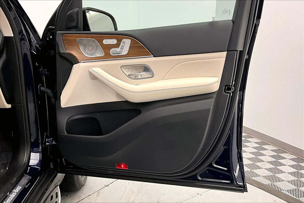 Thumbnail: 2022 Mercedes-Benz GLE - 25