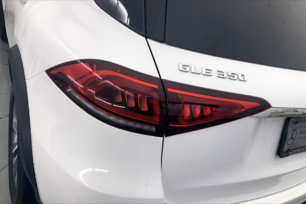 Thumbnail: 2021 Mercedes-Benz GLE - 26