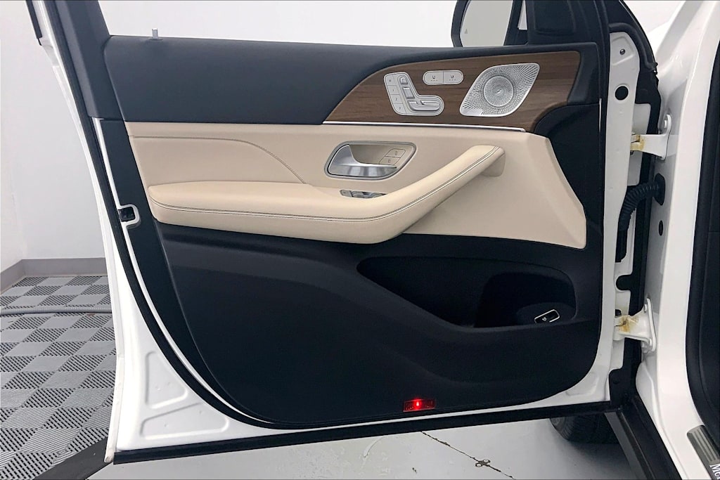 Thumbnail: 2021 Mercedes-Benz GLE - 24