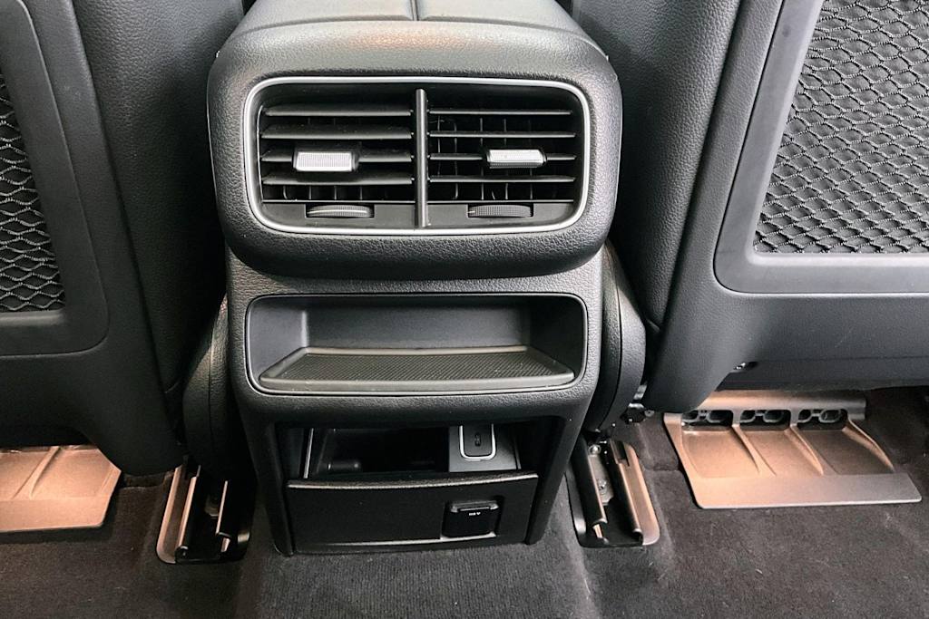 Thumbnail: 2022 Mercedes-Benz GLE - 30