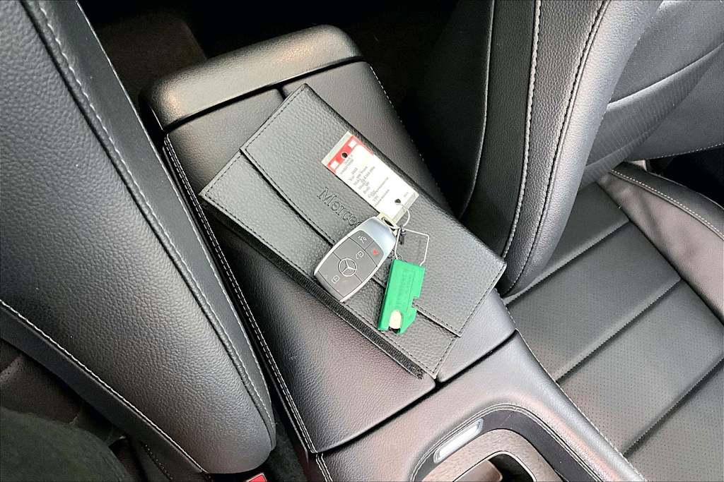 Thumbnail: 2022 Mercedes-Benz GLE - 22