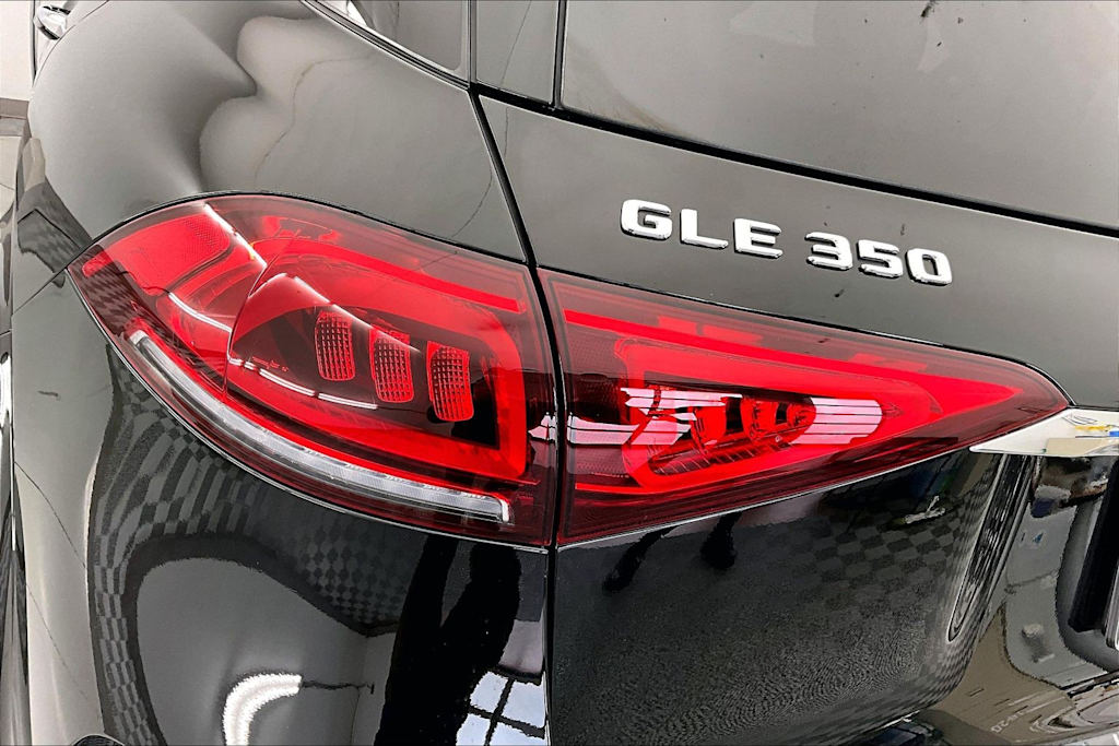 Thumbnail: 2022 Mercedes-Benz GLE - 26