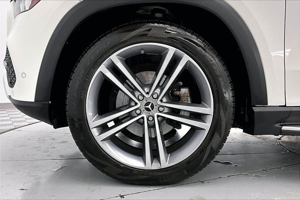 Thumbnail: 2020 Mercedes-Benz GLE - 8