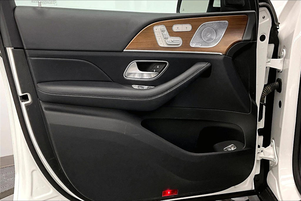 Thumbnail: 2020 Mercedes-Benz GLE - 24