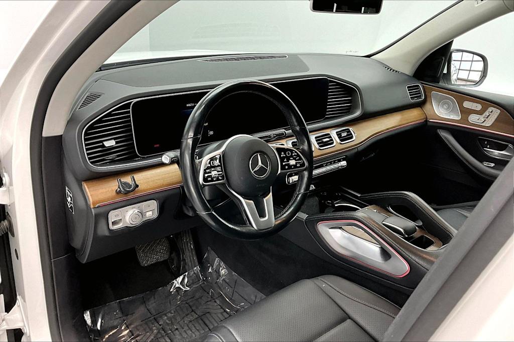 Thumbnail: 2020 Mercedes-Benz GLE - 2