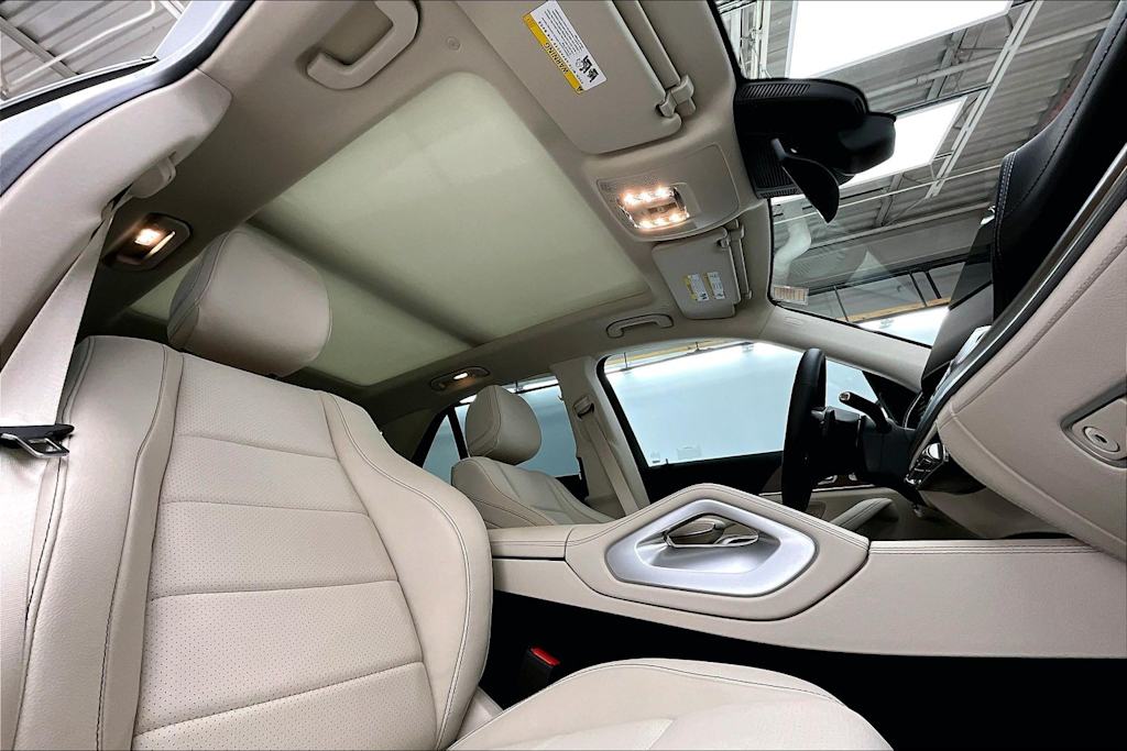 Thumbnail: 2023 Mercedes-Benz GLE - 24