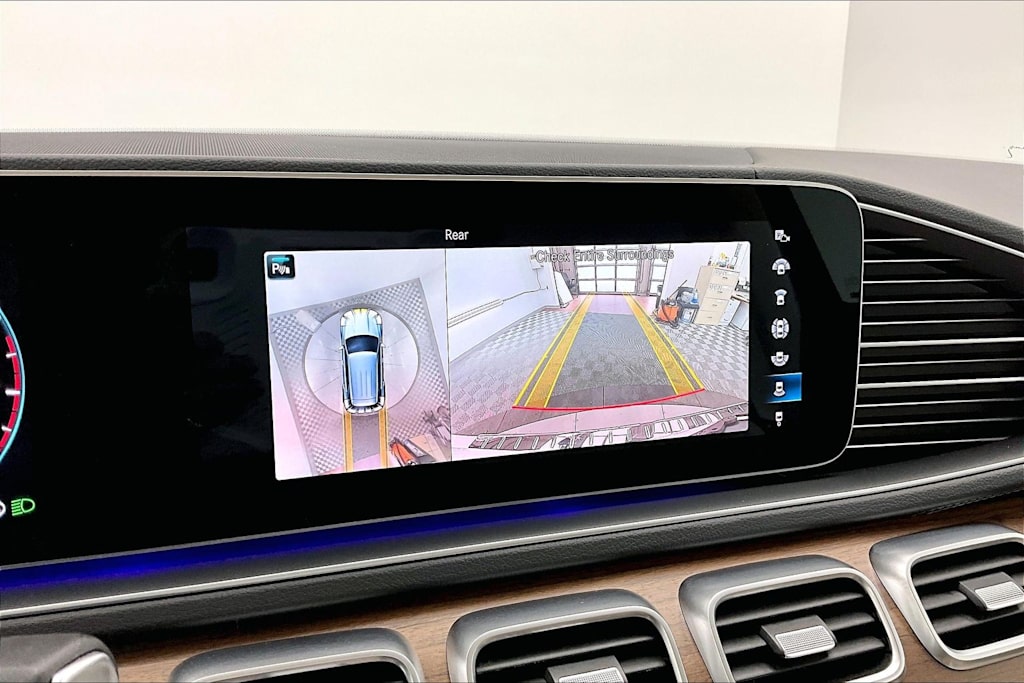 Thumbnail: 2023 Mercedes-Benz GLE - 23