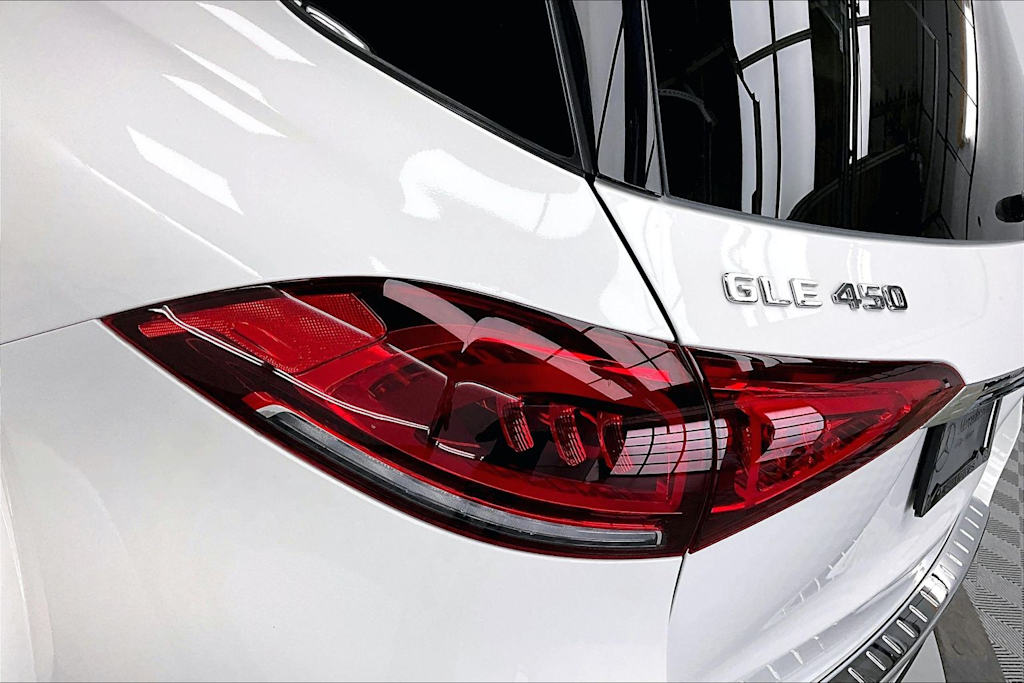 Thumbnail: 2023 Mercedes-Benz GLE - 27