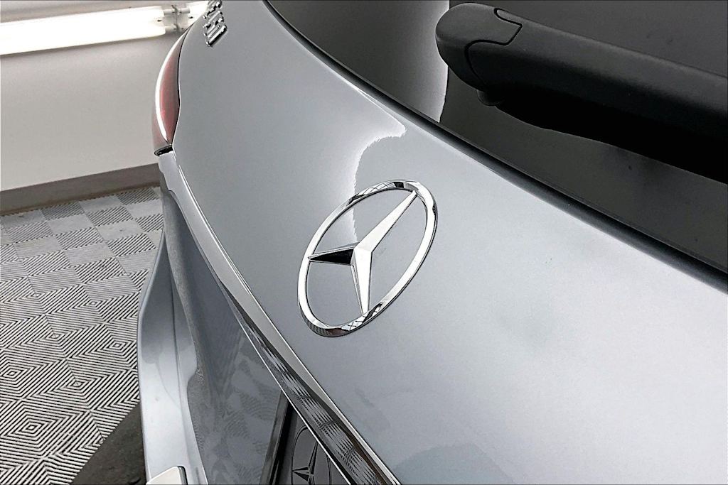 Thumbnail: 2026 Mercedes-Benz GLE - 16