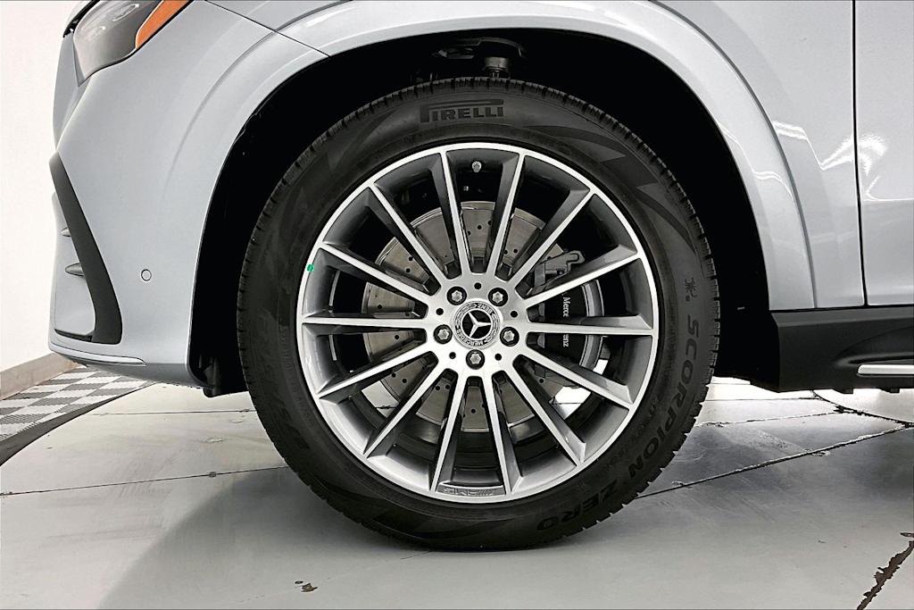 Thumbnail: 2026 Mercedes-Benz GLE - 8