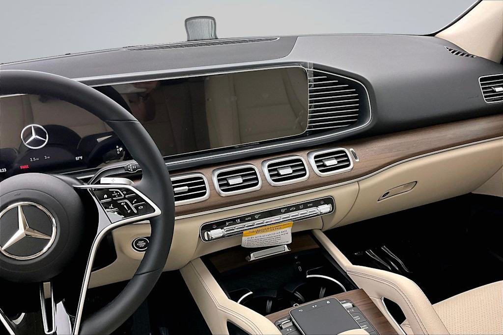 Thumbnail: 2026 Mercedes-Benz GLE - 15