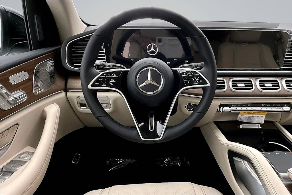 Thumbnail: 2026 Mercedes-Benz GLE - 14