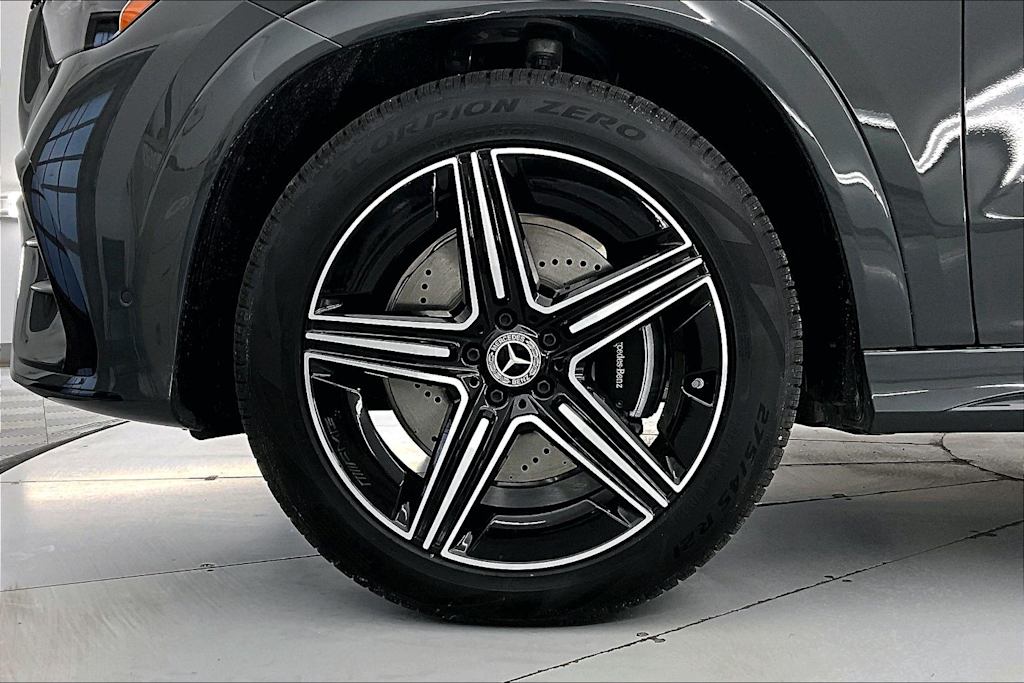 Thumbnail: 2026 Mercedes-Benz GLE - 8