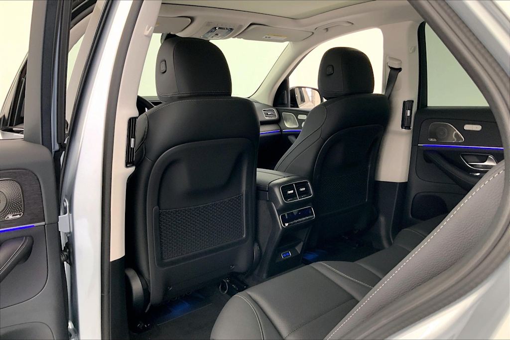 Thumbnail: 2026 Mercedes-Benz GLE - 13