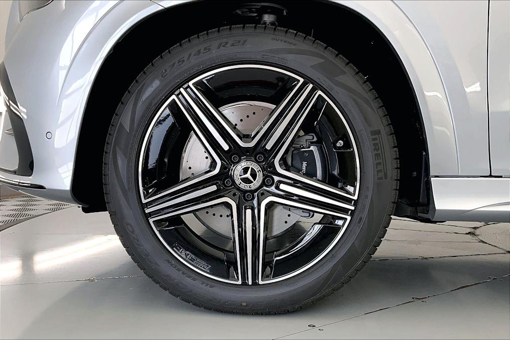 Thumbnail: 2026 Mercedes-Benz GLE - 8