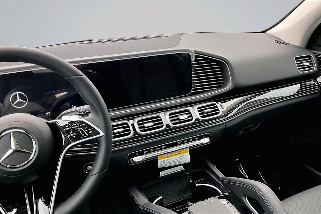 Thumbnail: 2026 Mercedes-Benz GLE - 15