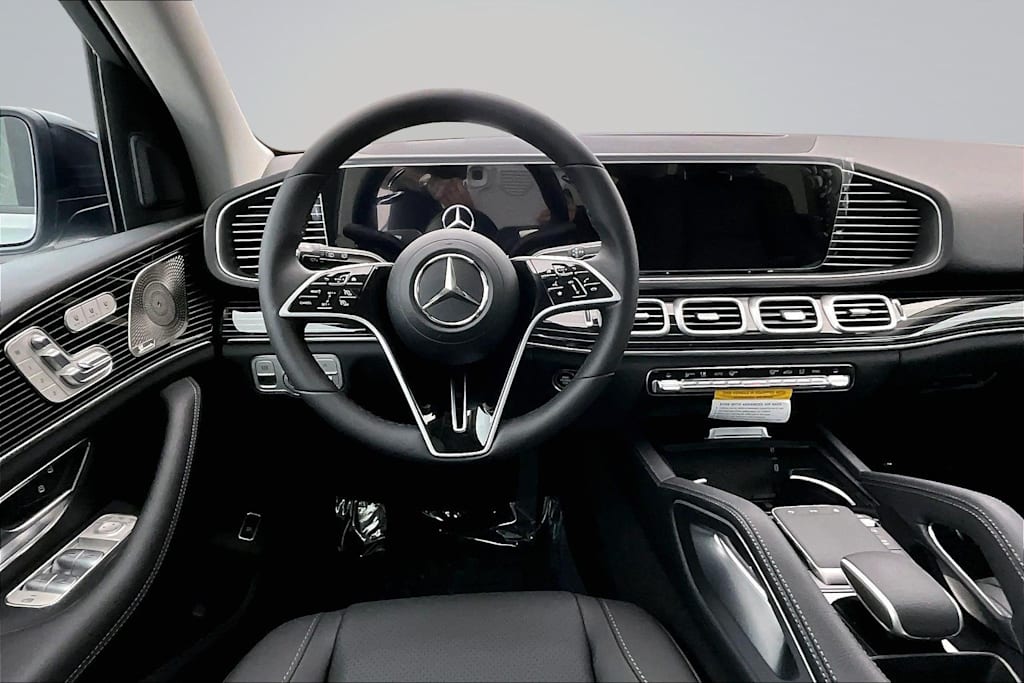 Thumbnail: 2026 Mercedes-Benz GLE - 14