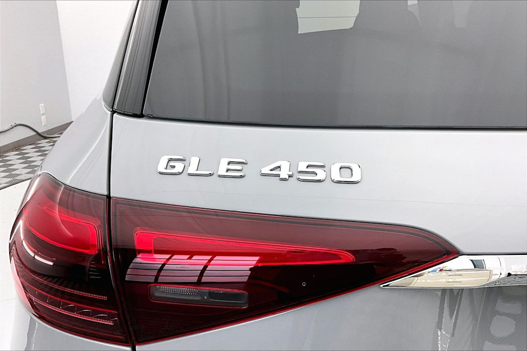 Thumbnail: 2026 Mercedes-Benz GLE - 21