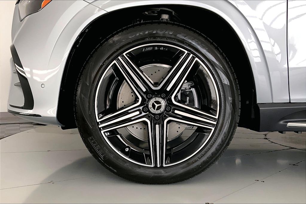Thumbnail: 2026 Mercedes-Benz GLE - 8