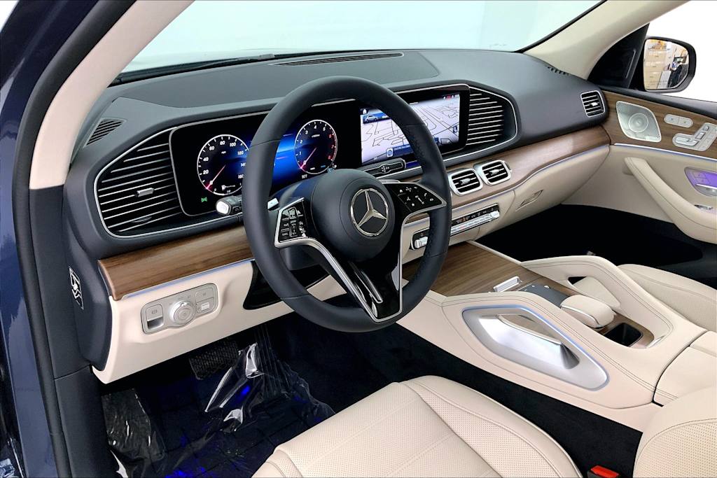 Thumbnail: 2026 Mercedes-Benz GLE - 2