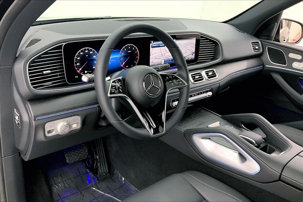 Thumbnail: 2025 Mercedes-Benz GLE - 2