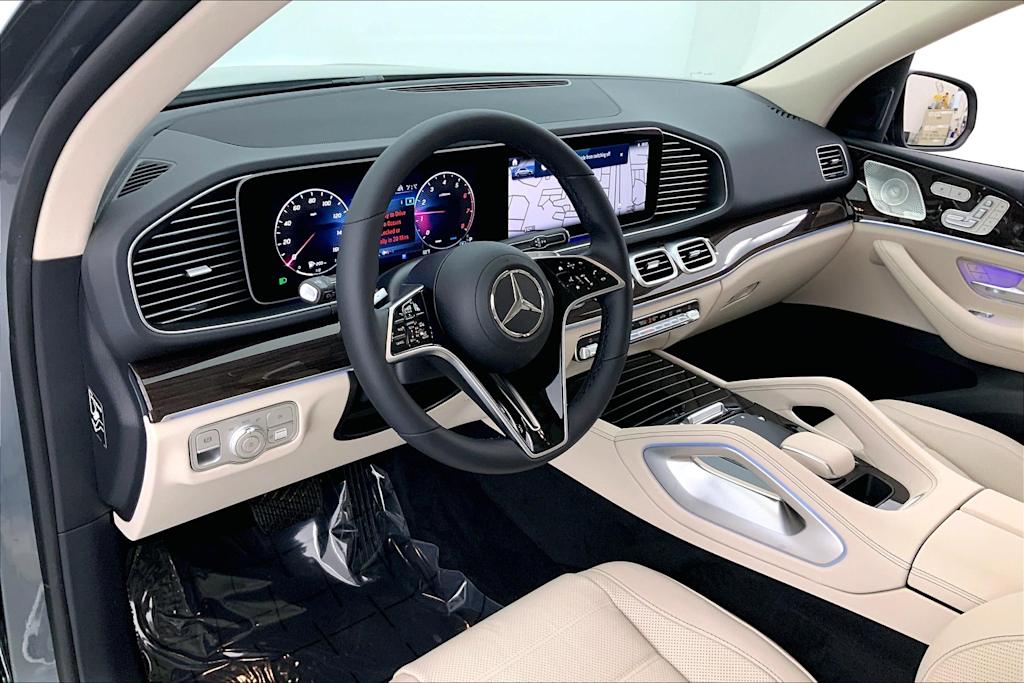 Thumbnail: 2026 Mercedes-Benz GLE - 2