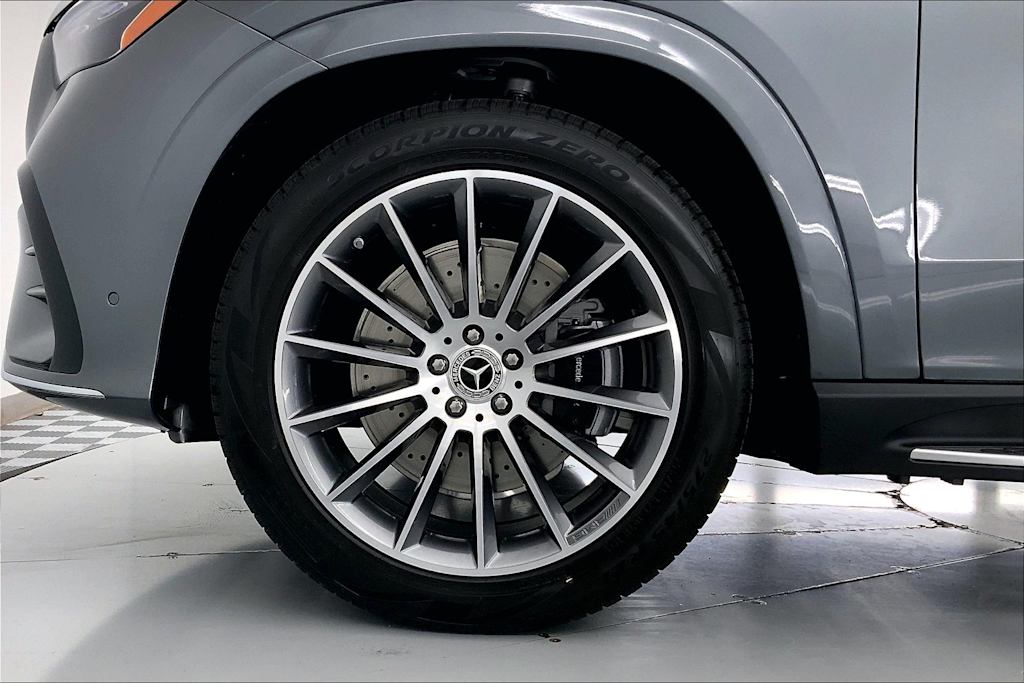 Thumbnail: 2026 Mercedes-Benz GLE - 8