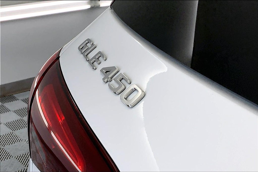 Thumbnail: 2026 Mercedes-Benz GLE - 7