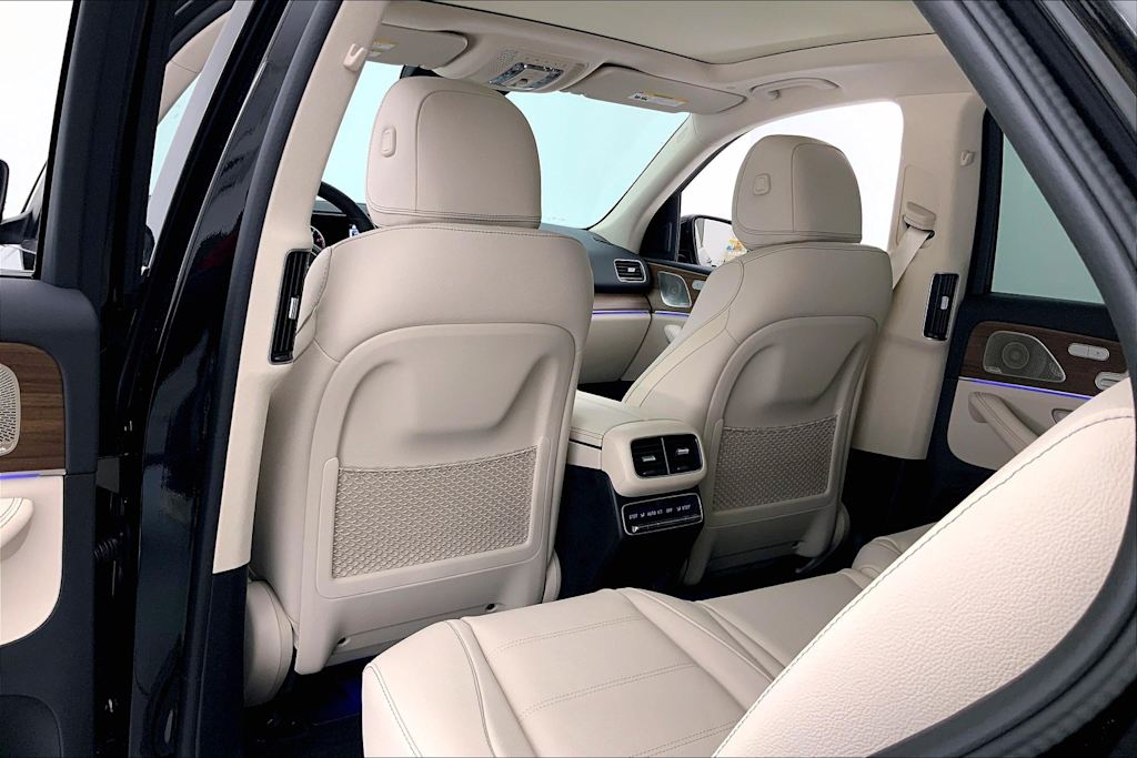 Thumbnail: 2026 Mercedes-Benz GLE - 12