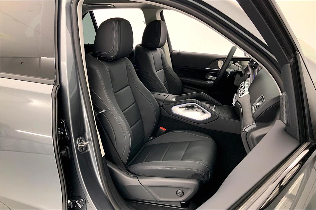 Thumbnail: 2026 Mercedes-Benz GLE - 12