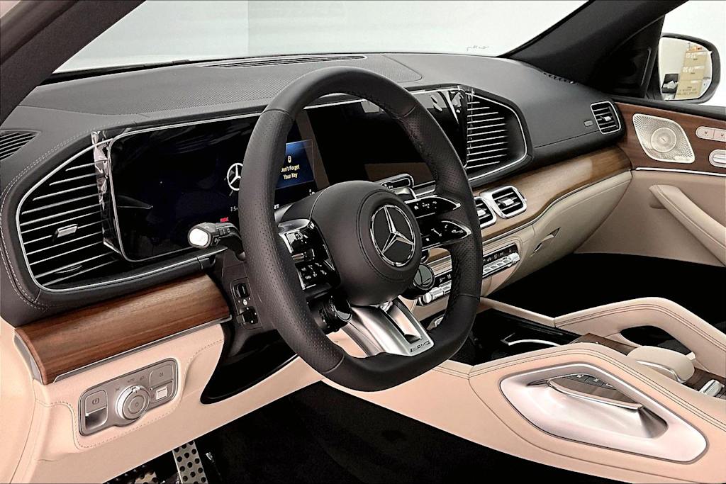 Thumbnail: 2026 Mercedes-Benz GLE - 2