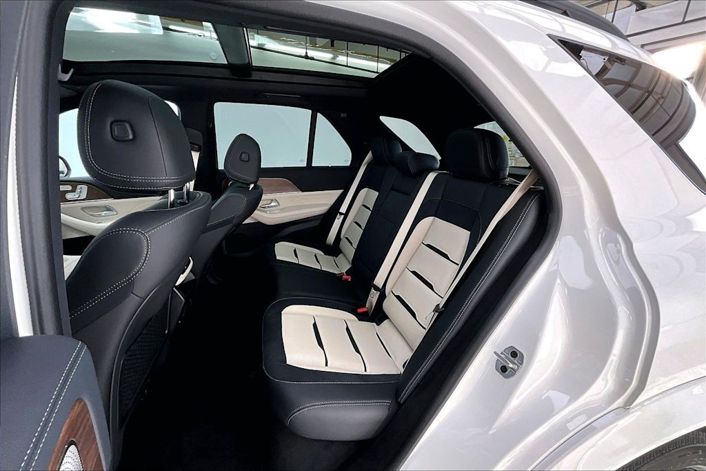 Thumbnail: 2026 Mercedes-Benz GLE - 20