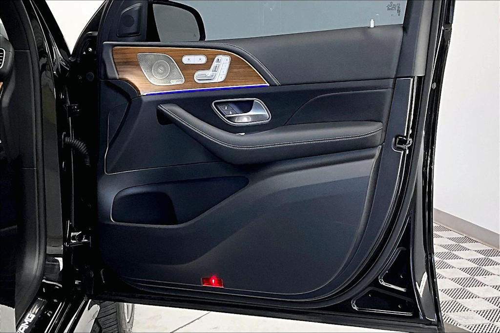 Thumbnail: 2024 Mercedes-Benz GLE - 25