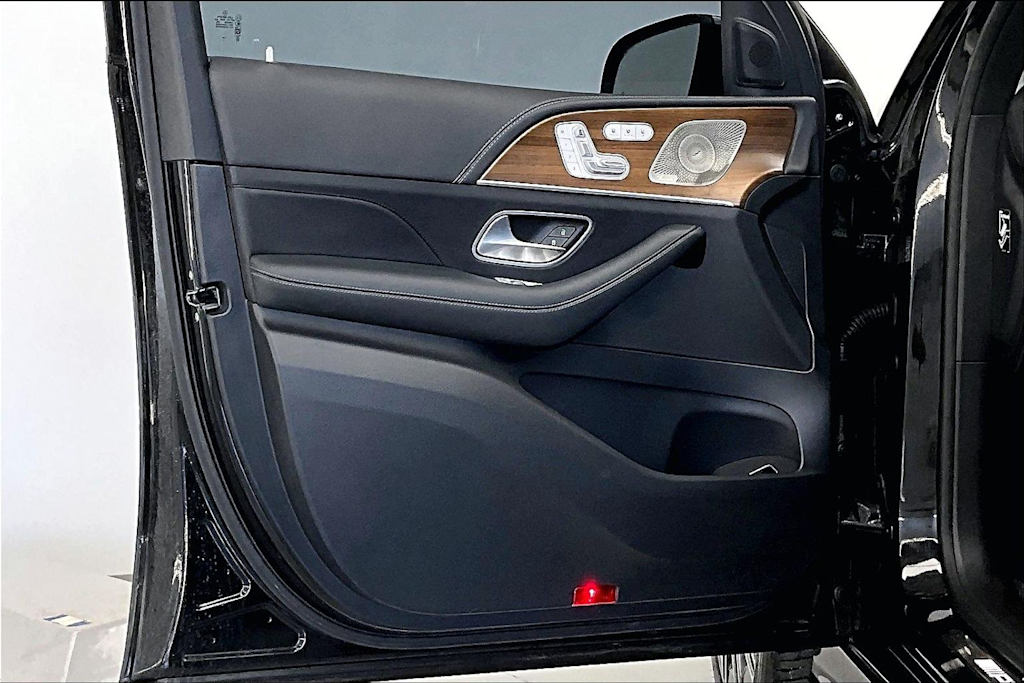 Thumbnail: 2024 Mercedes-Benz GLE - 24