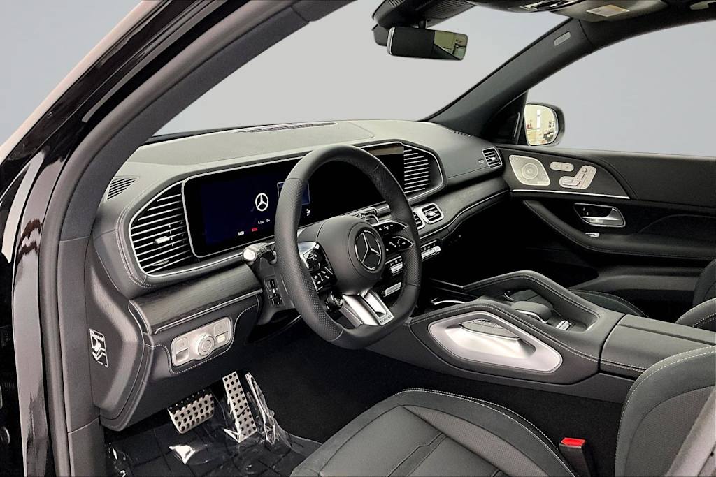 Thumbnail: 2026 Mercedes-Benz GLE - 2