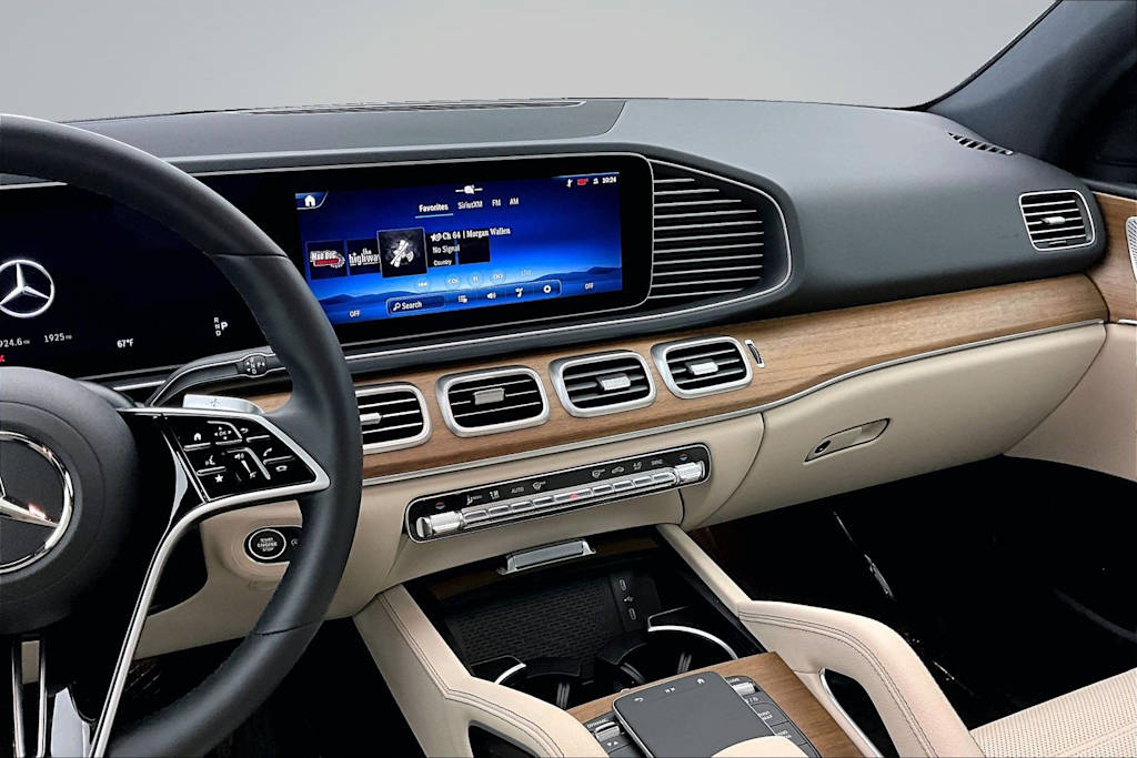 Thumbnail: 2026 Mercedes-Benz GLE - 14
