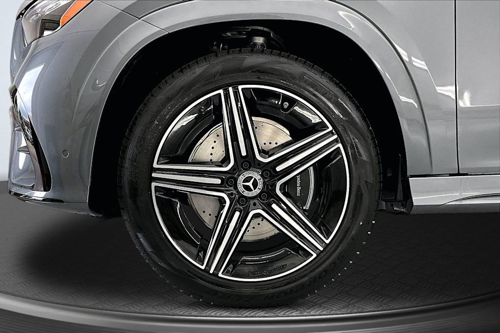 Thumbnail: 2026 Mercedes-Benz GLE - 8