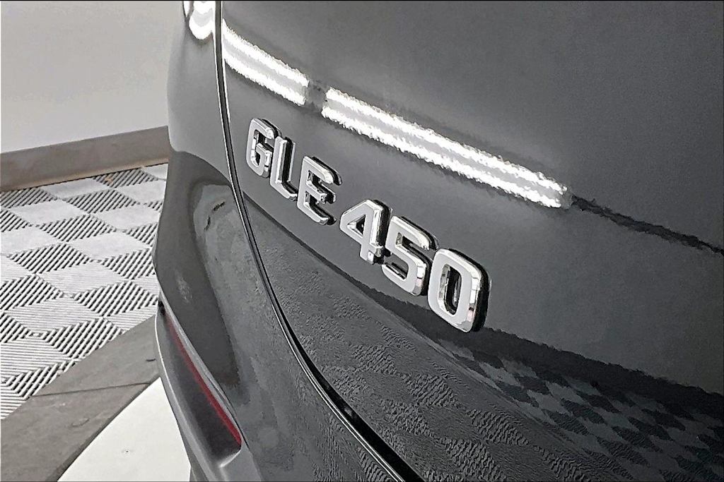 Thumbnail: 2026 Mercedes-Benz GLE - 6