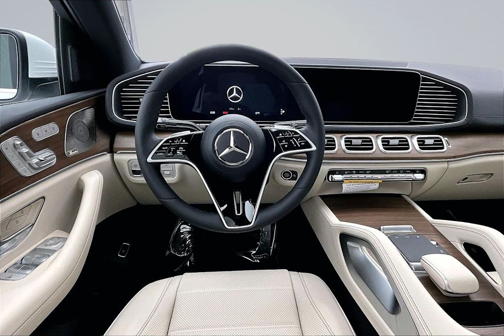 Thumbnail: 2026 Mercedes-Benz GLE - 14