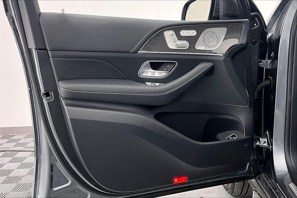 Thumbnail: 2024 Mercedes-Benz GLE - 24