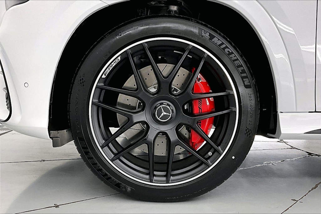 Thumbnail: 2026 Mercedes-Benz GLE - 8