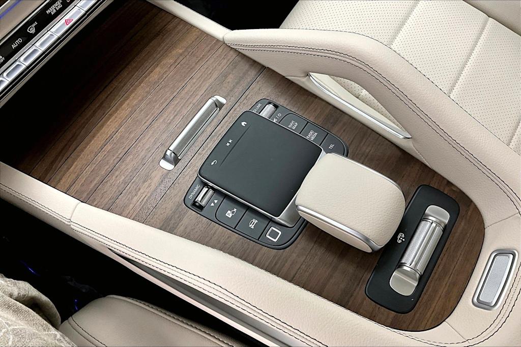 Thumbnail: 2026 Mercedes-Benz GLS - 16