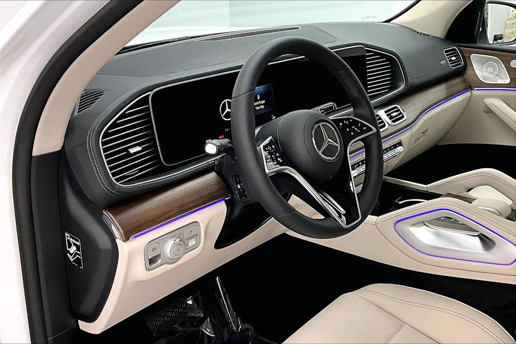 Thumbnail: 2026 Mercedes-Benz GLS - 2